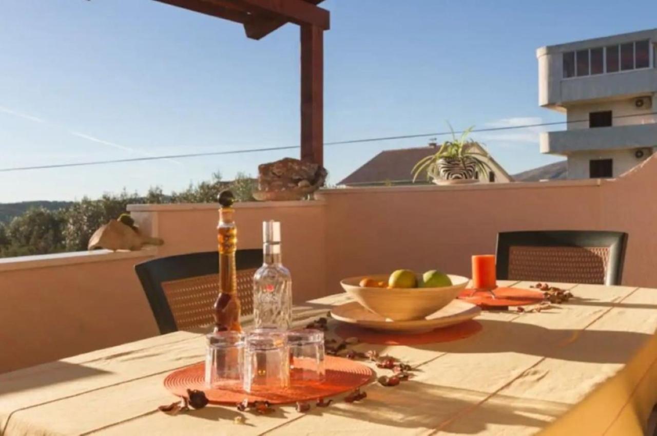 Apartments Villa Golden View Trogir Eksteriør bilde