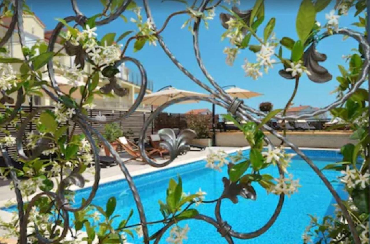 Apartments Villa Golden View Trogir Eksteriør bilde
