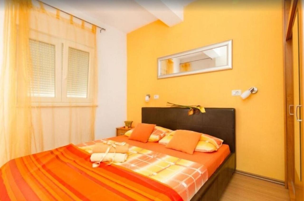 Apartments Villa Golden View Trogir Eksteriør bilde