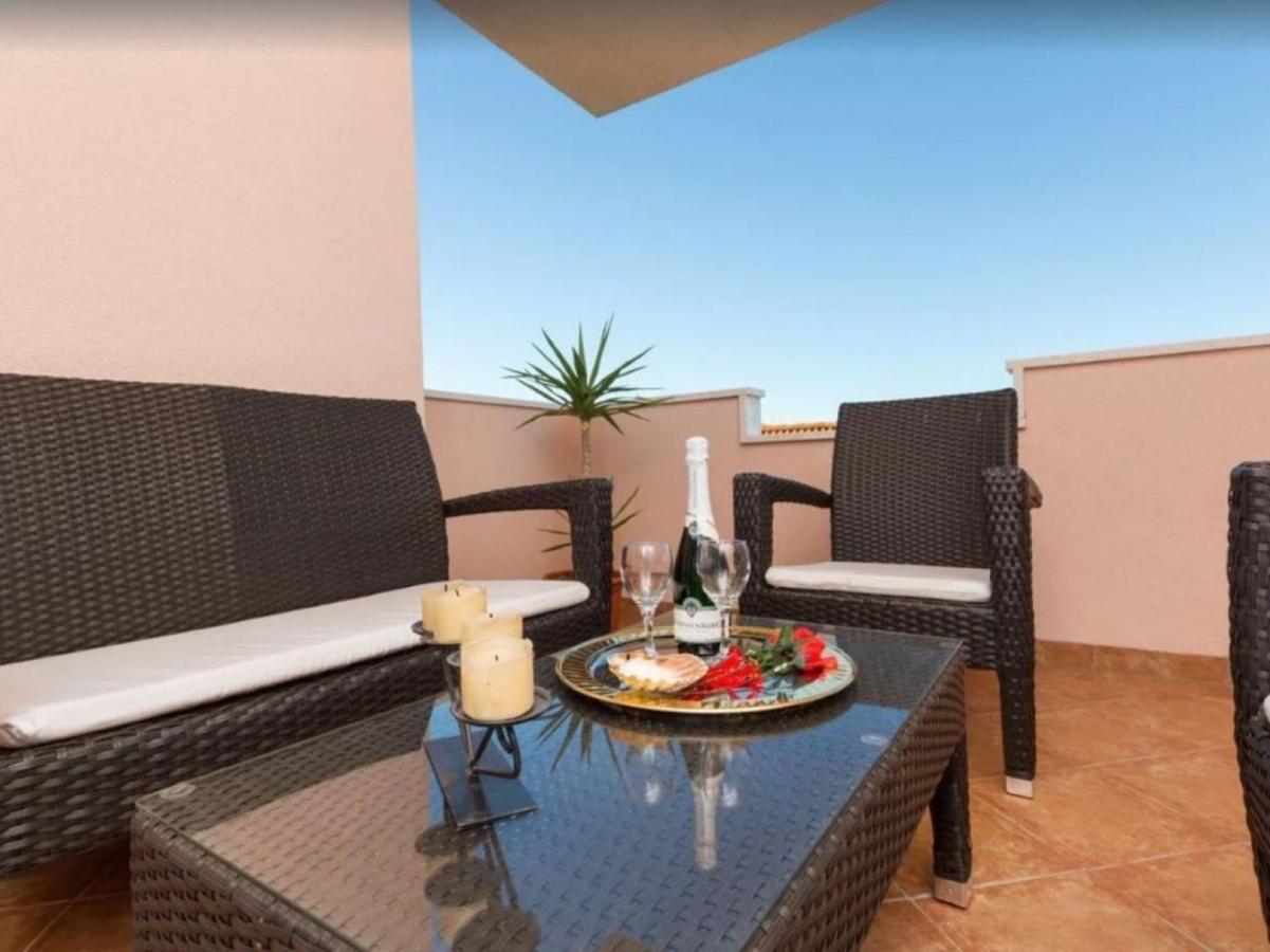 Apartments Villa Golden View Trogir Eksteriør bilde