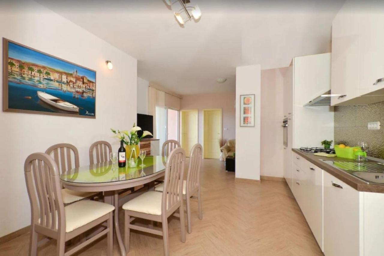Apartments Villa Golden View Trogir Eksteriør bilde