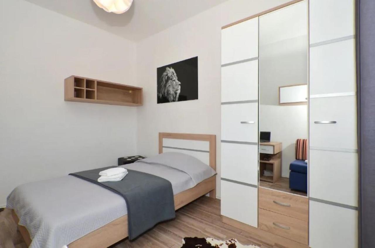 Apartments Villa Golden View Trogir Eksteriør bilde